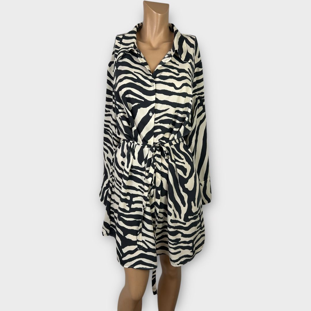 H&amp;M Zebra Print Shirt Dress - XL